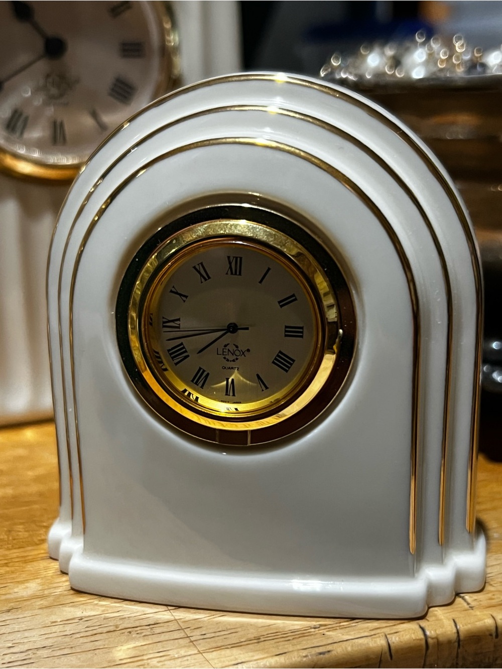 Lenox Eternal classic White and Gold Ceramic Arch Mantel Clock